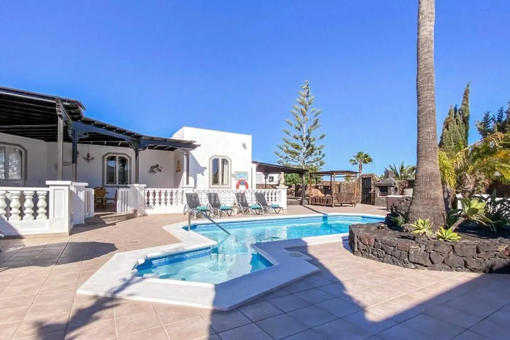 Autre Chose Villa Puerto del Carmen  Spain